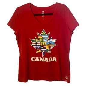 FIFA Canada T-Shirt Red Shirt Sleeve V-Neck Futbol Logos Blokecore